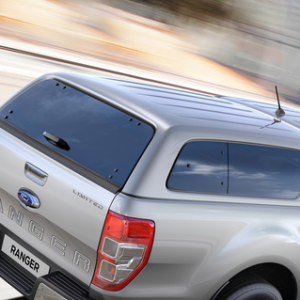 Trda streha s stranskimi stekli, Moondust Silver